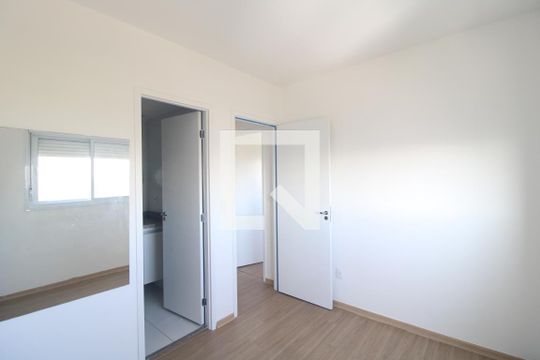 Suíte de apartamento para alugar com 3 quartos, 53m² em Socorro, São Paulo