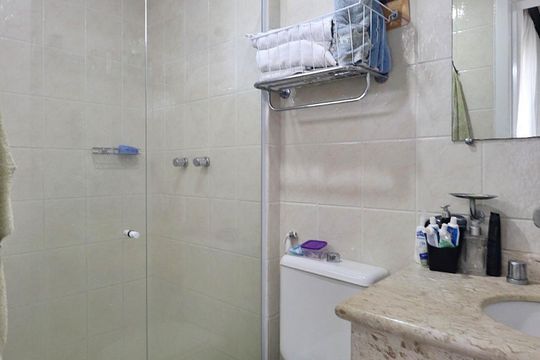 Banheiro de apartamento para alugar com 1 quarto, 44m² em Centro, Santo André