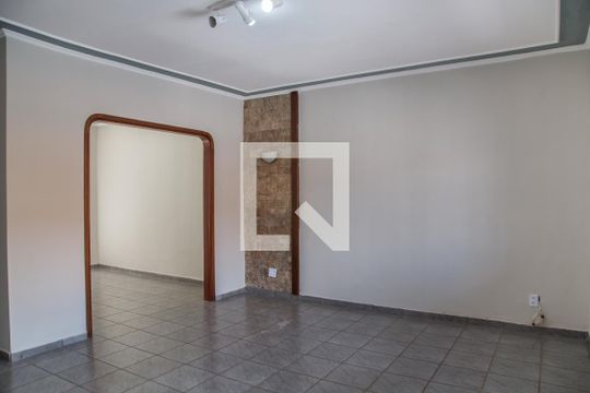 Casa para alugar com 3 quartos, 220m² em Vila Monte Alegre, Ribeirão Preto