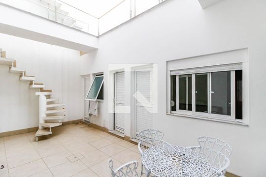 Quintal de casa para alugar com 5 quartos, 430m² em Brooklin Paulista, São Paulo
