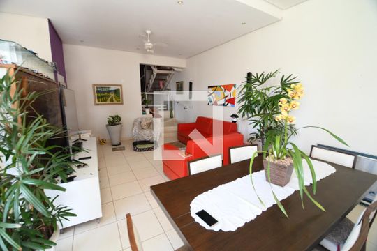 Casa à venda com 3 quartos, 250m² em Jardim Chapadão, Campinas