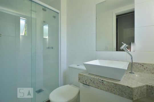 Banheiro da Suíte de apartamento à venda com 2 quartos, 59m² em Badu, Niterói