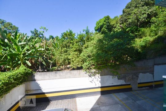 Vista de apartamento à venda com 2 quartos, 59m² em Badu, Niterói