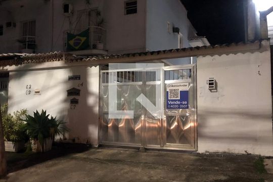 Fachada de casa para alugar com 2 quartos, 65m² em Jacarepaguá, Rio de Janeiro