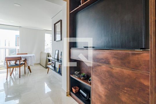 Sala de apartamento à venda com 1 quarto, 50m² em Pinheiros, São Paulo