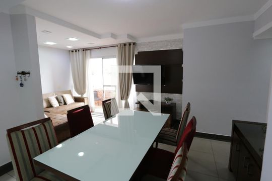 Apartamento para alugar com 3 quartos, 72m² em Vila Laís, São Paulo