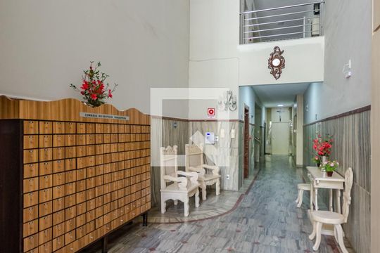 Hall de Entrada de apartamento para alugar com 1 quarto, 50m² em Centro, Belo Horizonte