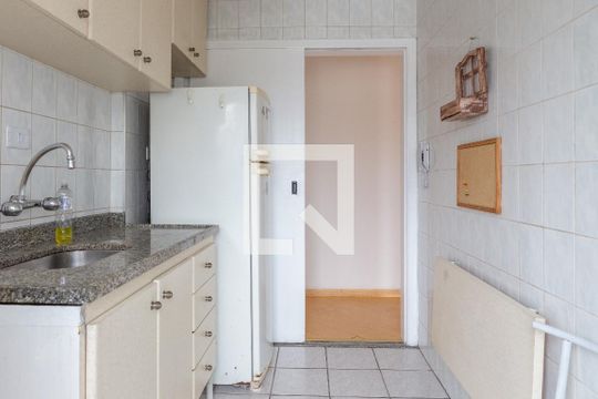 Cozinha de apartamento para alugar com 2 quartos, 55m² em Parque Residencial da Lapa, São Paulo