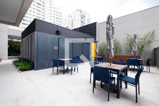 Churrasqueira de kitnet/studio para alugar com 1 quarto, 25m² em Cerqueira César, São Paulo