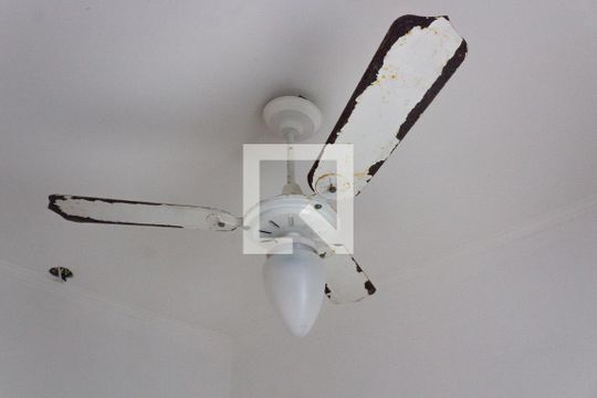 Detalhe quarto 1 de apartamento para alugar com 2 quartos, 82m² em Mirim, Praia Grande