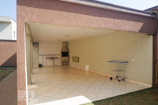 Área comum - Churrasqueira de apartamento para alugar com 2 quartos, 40m² em Vila Nhocune, São Paulo