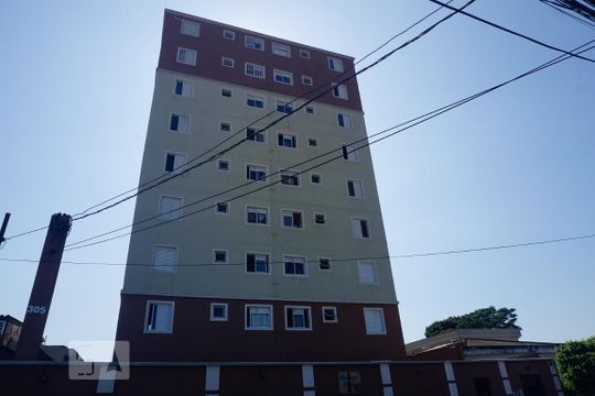 Fachada do Prédio de apartamento para alugar com 2 quartos, 40m² em Vila Nhocune, São Paulo