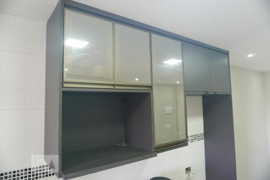 Sala/Cozinha de apartamento para alugar com 2 quartos, 40m² em Vila Nhocune, São Paulo