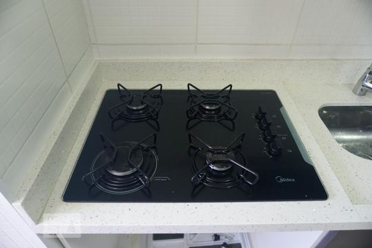 Sala/Cozinha de apartamento para alugar com 2 quartos, 40m² em Vila Nhocune, São Paulo