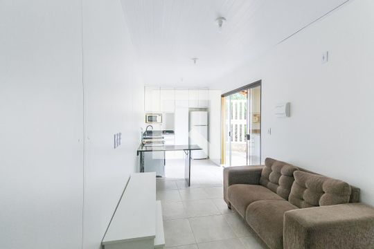 Casa para alugar com 1 quarto, 30m² em Glória, Porto Alegre