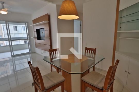 Sala de apartamento para alugar com 3 quartos, 93m² em Pinheiros, São Paulo