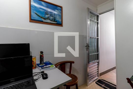 Suíte 2 de casa à venda com 3 quartos, 130m² em Moinho Velho, São Paulo