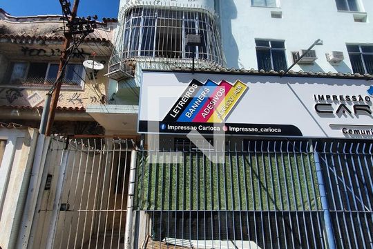 Fachada de apartamento à venda com 2 quartos, 105m² em Vila Isabel, Rio de Janeiro