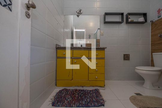 Banheiro de apartamento à venda com 2 quartos, 105m² em Vila Isabel, Rio de Janeiro