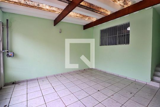 Garagem de casa à venda com 3 quartos, 149m² em Parque Marajoara, Santo André