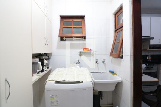 Lavanderia de casa à venda com 3 quartos, 95m² em Vila Regente Feijó, São Paulo
