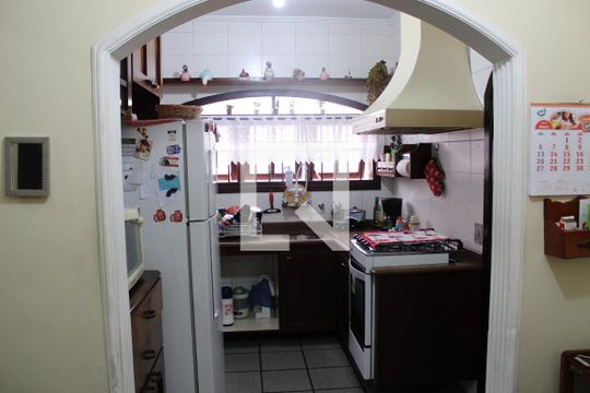 Cozinha de casa à venda com 5 quartos, 160m² em Vila Nogueira, Diadema