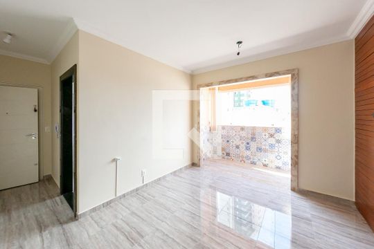 Sala de apartamento para alugar com 3 quartos, 94m² em Buritis, Belo Horizonte