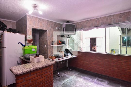 Churrasqueira de casa à venda com 4 quartos, 300m² em Parque São Lucas, São Paulo