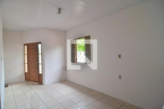 Sala de casa à venda com 2 quartos, 55m² em Rio Branco, Canoas