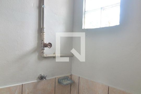 Banheiro de casa à venda com 2 quartos, 55m² em Rio Branco, Canoas