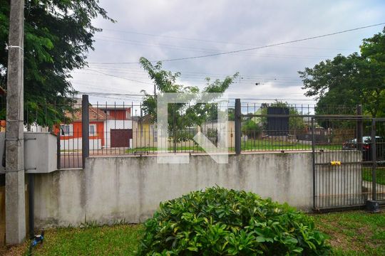 Vista Quarto 1 de casa à venda com 2 quartos, 55m² em Rio Branco, Canoas