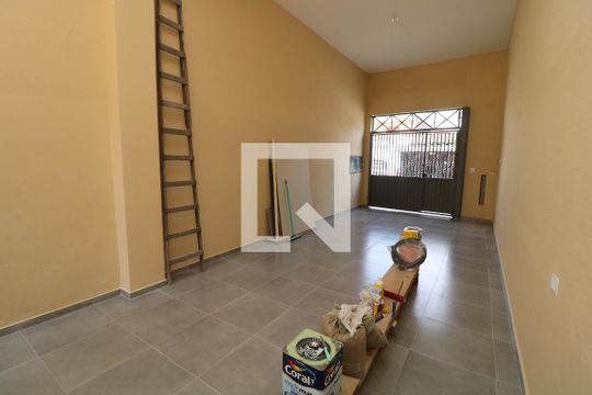 Garagem de kitnet/studio para alugar com 1 quarto, 42m² em Quinta da Paineira, São Paulo