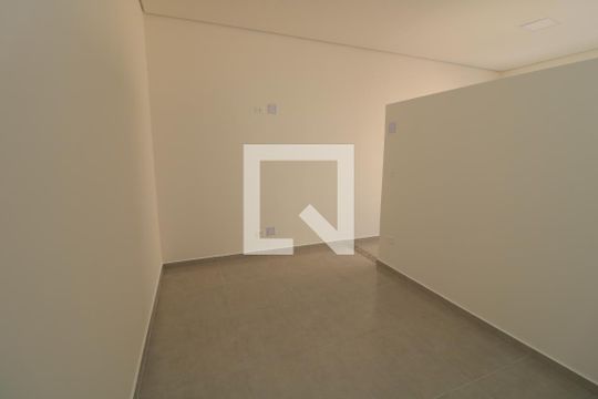 Quarto de kitnet/studio para alugar com 1 quarto, 42m² em Quinta da Paineira, São Paulo