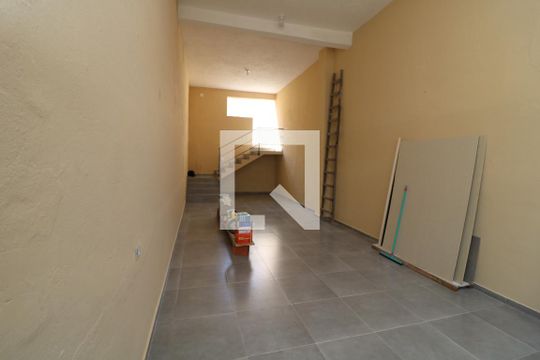 Garagem de kitnet/studio para alugar com 1 quarto, 42m² em Quinta da Paineira, São Paulo