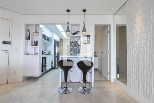 Cozinha de apartamento à venda com 3 quartos, 109m² em Jardim Aeroporto, São Paulo