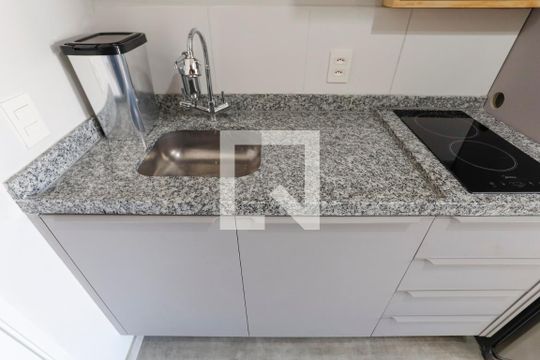Pia de kitnet/studio à venda com 1 quarto, 33m² em Consolação, São Paulo