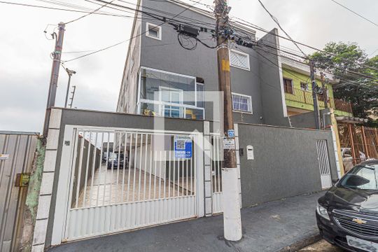 Fachada de casa de condomínio à venda com 2 quartos, 92m² em Vila Tibiriçá, Santo André