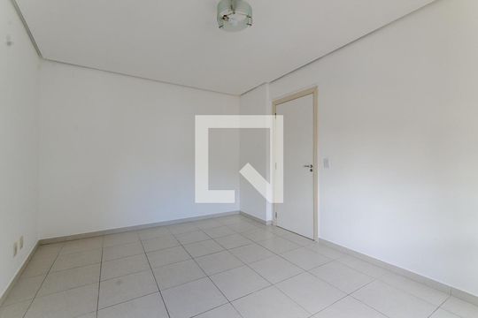 Quarto 1 de apartamento para alugar com 2 quartos, 48m² em Centro Histórico, Porto Alegre