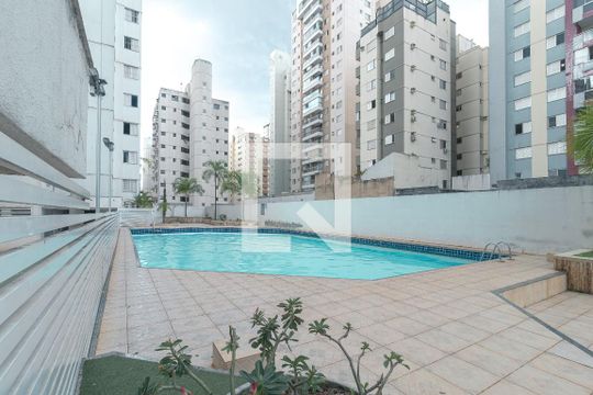 Área comum - Piscina de apartamento para alugar com 3 quartos, 91m² em Setor Bueno, Goiânia