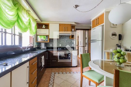 Cozinha de casa à venda com 4 quartos, 220m² em Ipanema, Porto Alegre