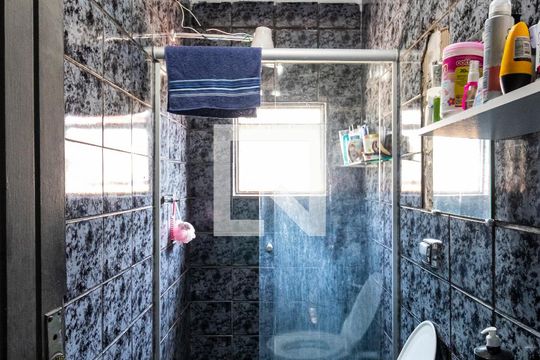 Casa 01 - Banheiro de casa à venda com 6 quartos, 150m² em Vila Arapua, São Paulo