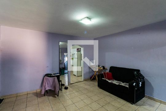 Casa 01 - Sala de casa à venda com 6 quartos, 150m² em Vila Arapua, São Paulo