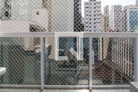 Varanda de kitnet/studio para alugar com 1 quarto, 36m² em Santa Cecília, São Paulo
