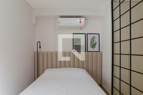 Sala/Quarto de kitnet/studio para alugar com 1 quarto, 36m² em Santa Cecília, São Paulo