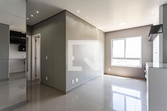 Sala de apartamento à venda com 2 quartos, 46m² em Novo Osasco, Osasco