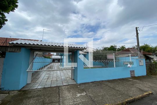 Fachada de casa à venda com 3 quartos, 136m² em Scharlau, São Leopoldo