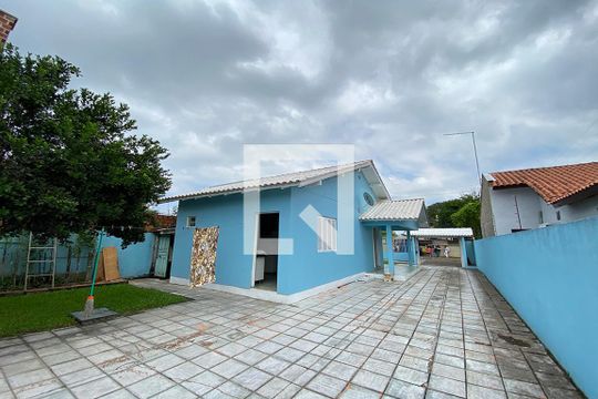 Área Externa de casa à venda com 3 quartos, 136m² em Scharlau, São Leopoldo