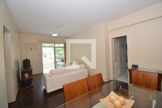 Apartamento para alugar com 3 quartos, 110m² em Campinho, Rio de Janeiro