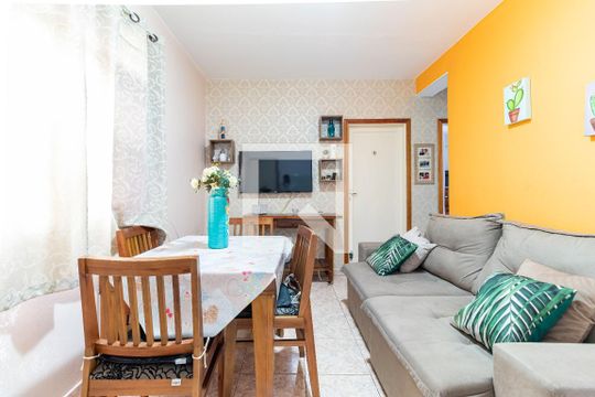 Sala de apartamento à venda com 2 quartos, 70m² em Jardim Consórcio, São Paulo