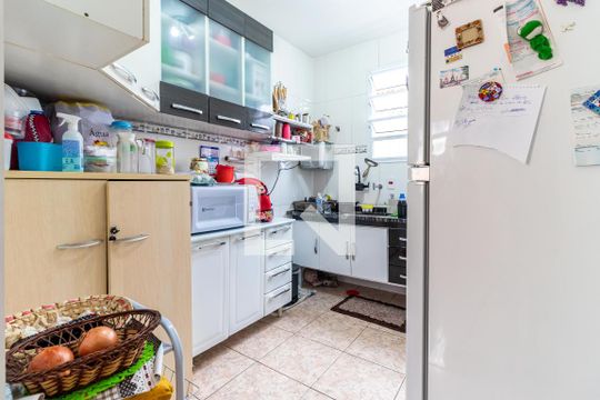 Cozinha de apartamento à venda com 2 quartos, 70m² em Jardim Consórcio, São Paulo